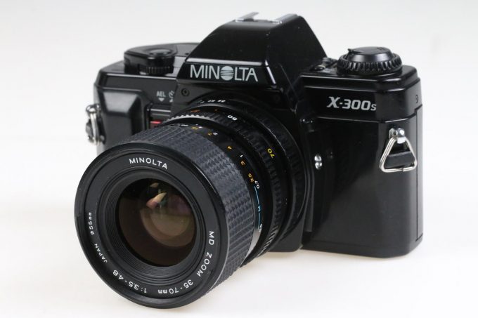 Minolta X-300s mit MD 35-70mm f/3,5-4,8 - #38502288