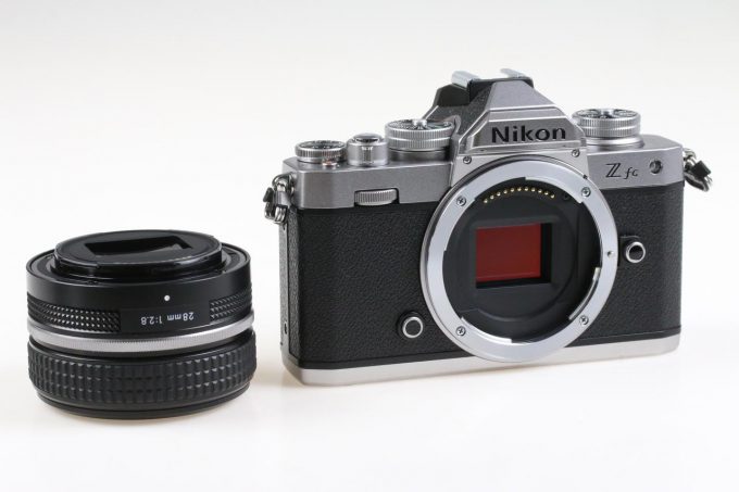 Nikon Z FC Kit mit Z DX 28mm f/2,8 SE Kit - #6008440