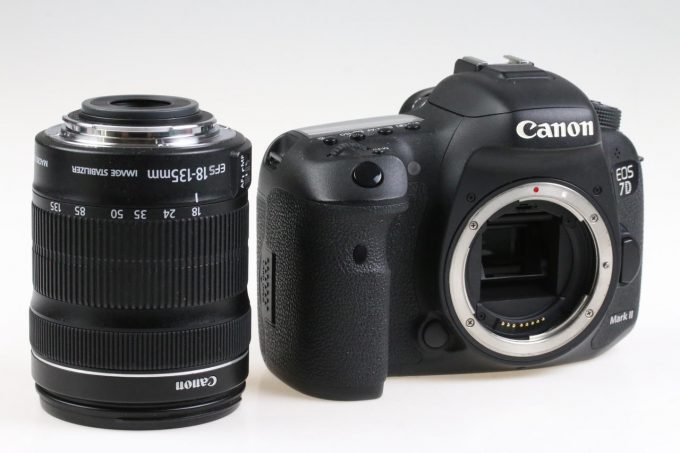 Canon EOS 7D Mark II mit EF-S 18-135mm f/3,5-5,3 IS STM - #023021004766