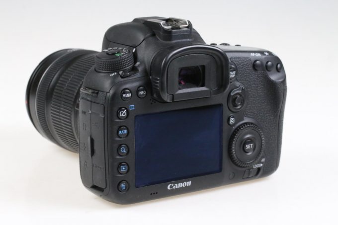 Canon EOS 7D Mark II mit EF-S 18-135mm f/3,5-5,3 IS STM - #023021004766