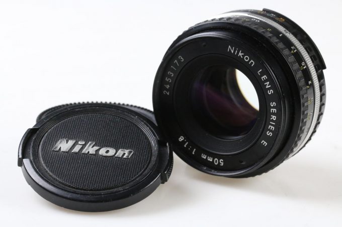 Nikon MF 50mm f/1,8 Serie E - #2453173