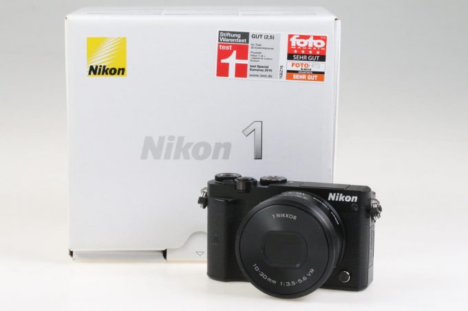 Nikon One J5 mit Nikkor 10-30mm f/3,5-5,6 VR - #51015494