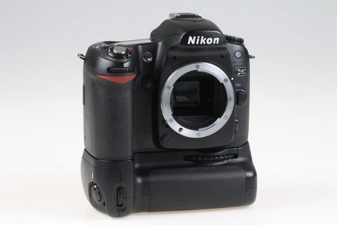 Nikon D80 mit Zubehörpaket - #4020816