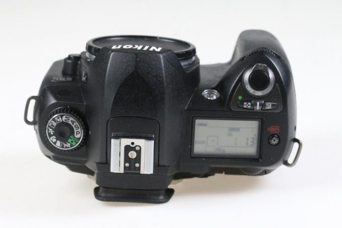 Nikon D70s Gehäuse - #4031295