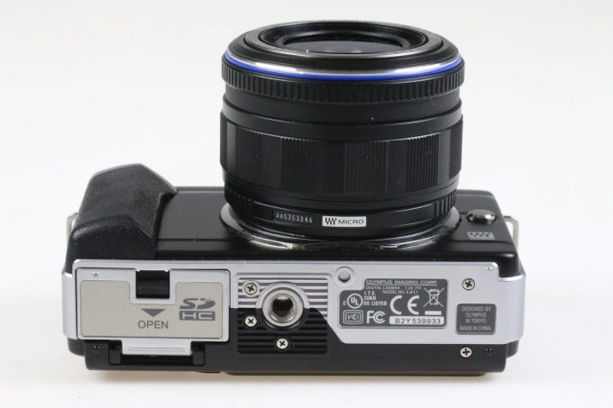 Olympus Pen E-PL1 mit Zuiko 14-42mm f/3,5-5,6 - #B2Y539933