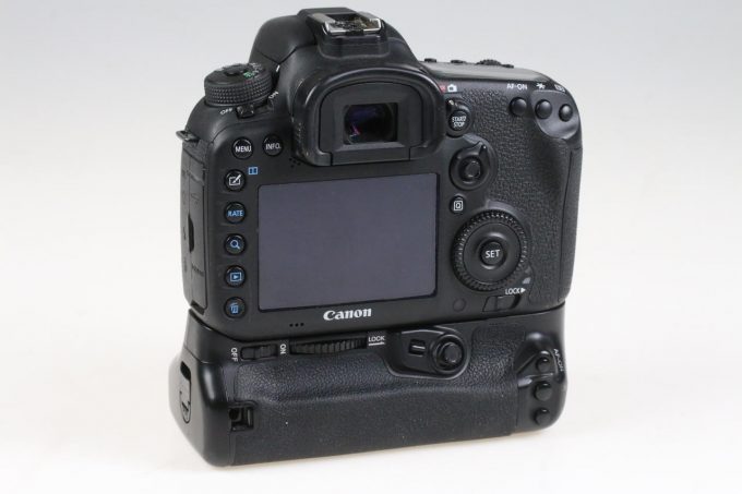 Canon EOS 7D Mark II mit Zubehörpaket - #043021009431