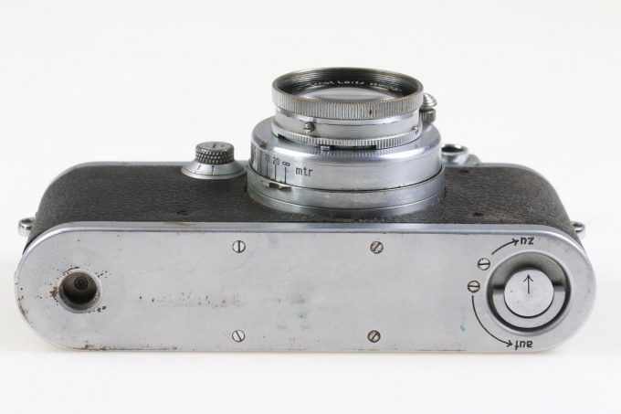 Leica IIIa mit Summar 5cm f/2,0 - #324473