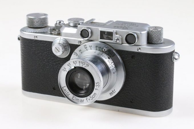 Leica IIIa mit Elmar 5cm f/3,5 / - #207279