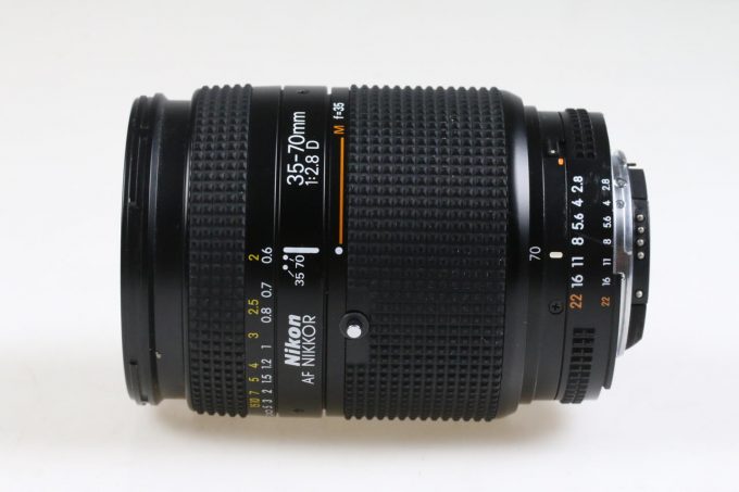 Nikon AF 35-70mm f/2,8 D - #811625