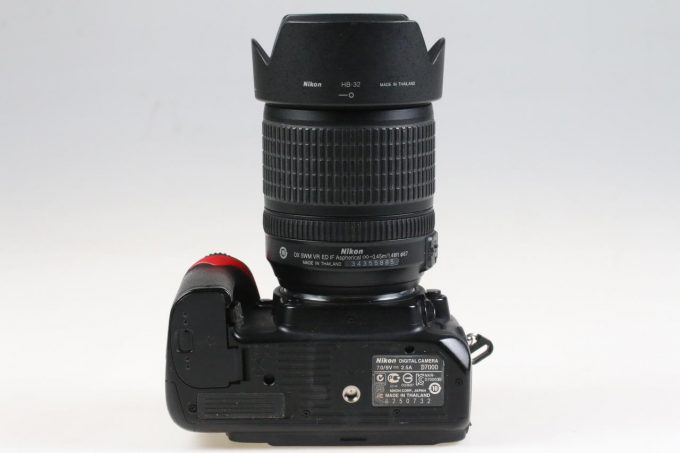 Nikon D7000 mit AF-S DX 18-105mm f/3,5-5,6 VR - #6250732