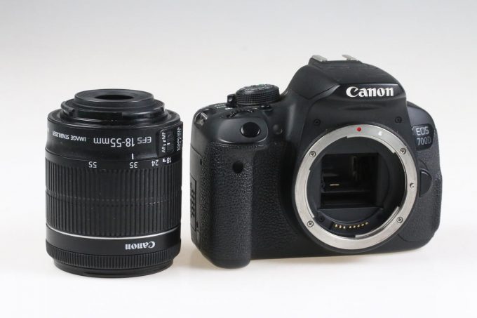 Canon EOS 700D mit EF-S 18-55mm f/3,5-5,6 IS STM - #193032025113