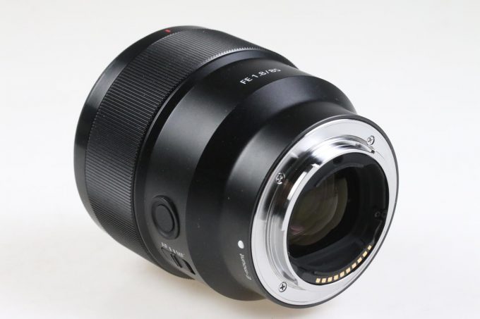 Sony FE 85mm f/1,8 - #3035934