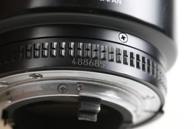 Nikon AF 85mm f/1,8 D - #488685