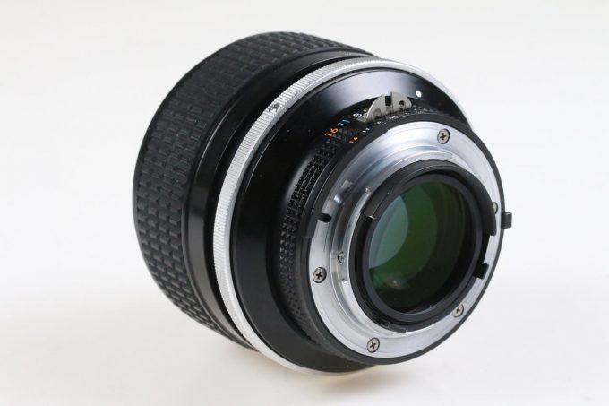 Nikon MF 85mm f/1,4 AI-S - #214096