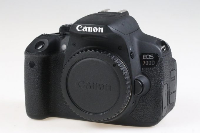 Canon EOS 700D - #0936310997883