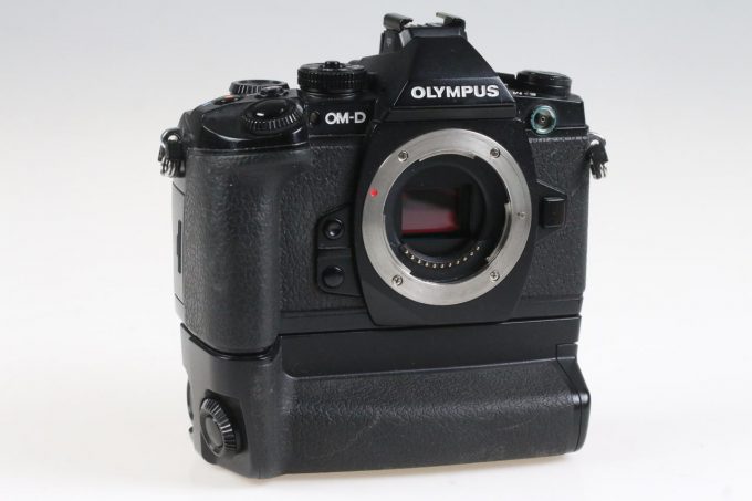 Olympus OM-D E-M1 mit Zubehörpaket - #BHP311916