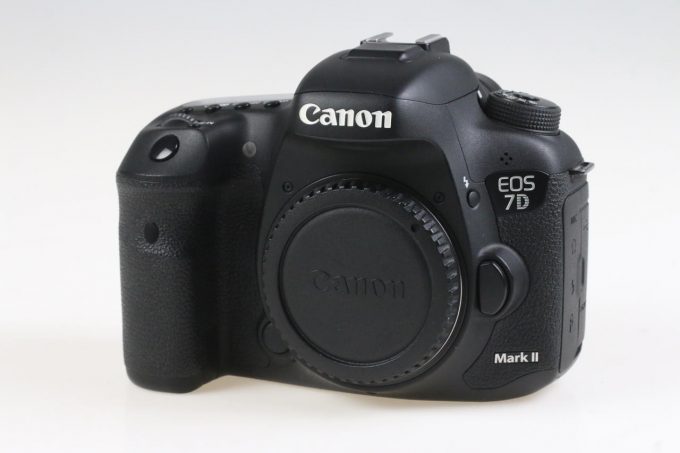 Canon EOS 7D Mark II - #213054001106