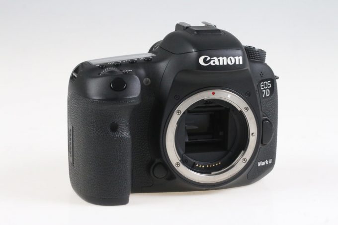 Canon EOS 7D Mark II - #213054001106
