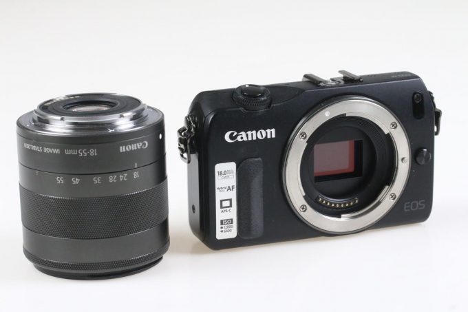 Canon EOS M mit EF-M 18-55mm f/3,5-5,6 IS STM