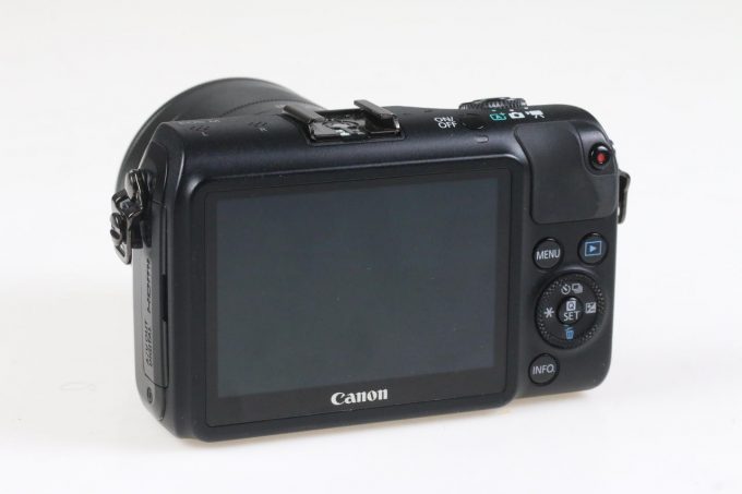 Canon EOS M mit EF-M 18-55mm f/3,5-5,6 IS STM