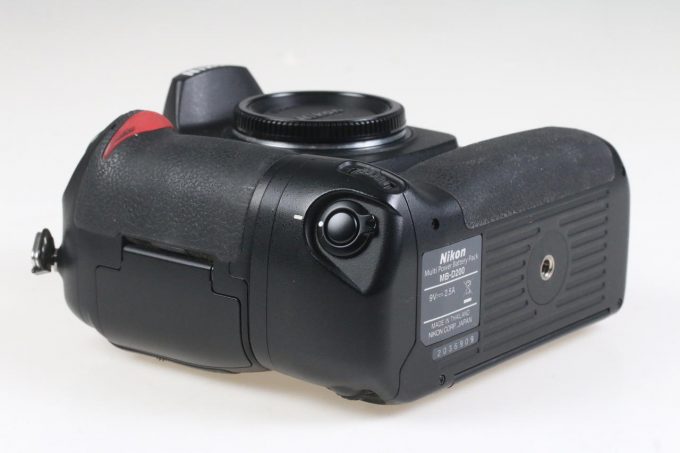 Nikon D200 Gehäuse mit Zubehörpaket - #4075584