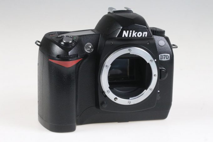 Nikon D70 Gehäuse - #4068538