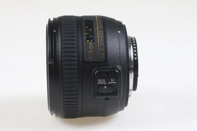 Nikon AF-S 50mm f/1,4 G - #330183