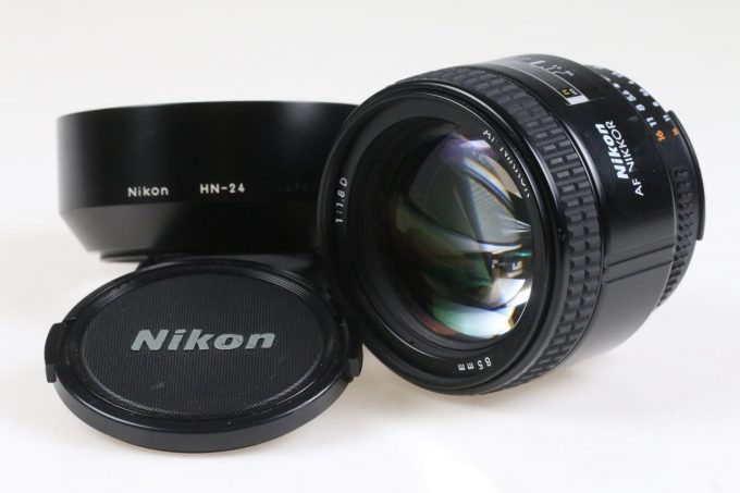 Nikon AF 85mm f/1,8 D - #440470