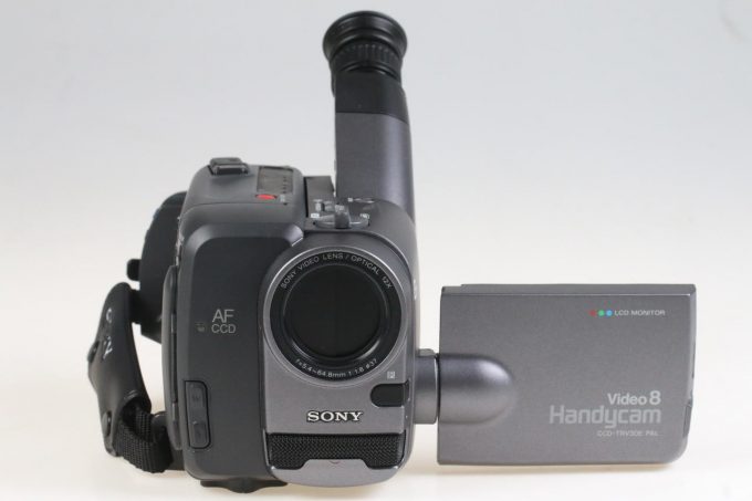 Sony CCD-TRV30E Video 8 Camcorder