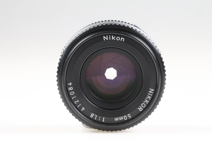 Nikon MF 50mm f/1,8 Ais - #4121084