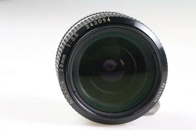 Nikon MF 28mm f/3,5 - AI - #242094