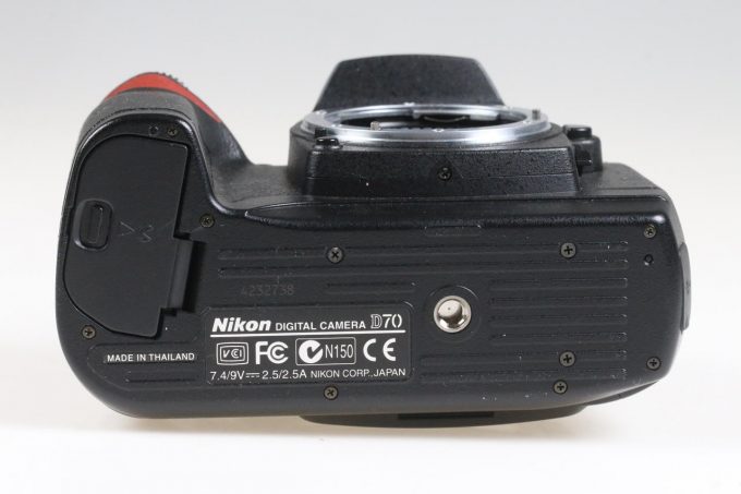 Nikon D70 Gehäuse - #4232738