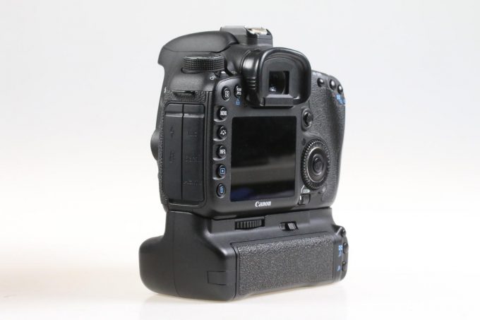 Canon EOS 7D mit Zubehörpaket