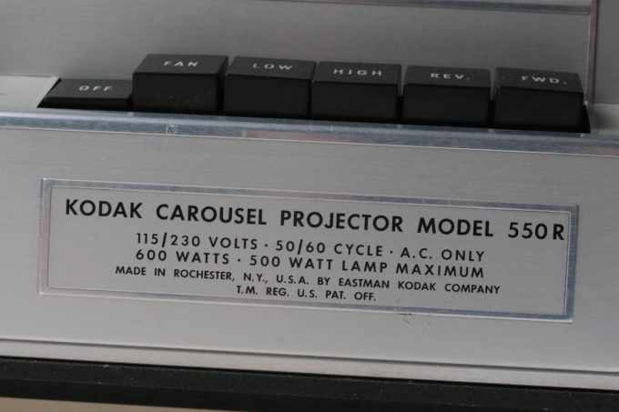 Kodak Carousell Model 550R Projektor