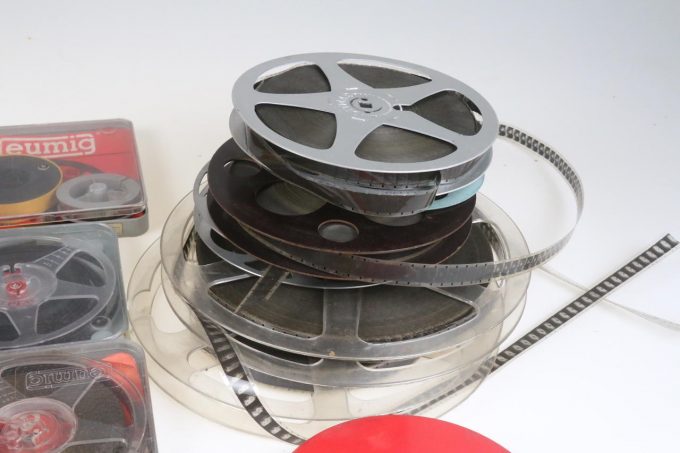Konvolut diverse 16mm Filmspulen mit Filmen
