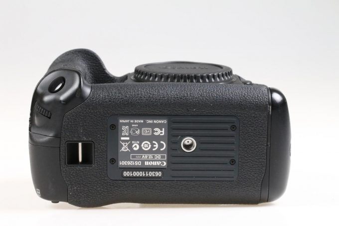 Canon EOS-1D X - #063011000100