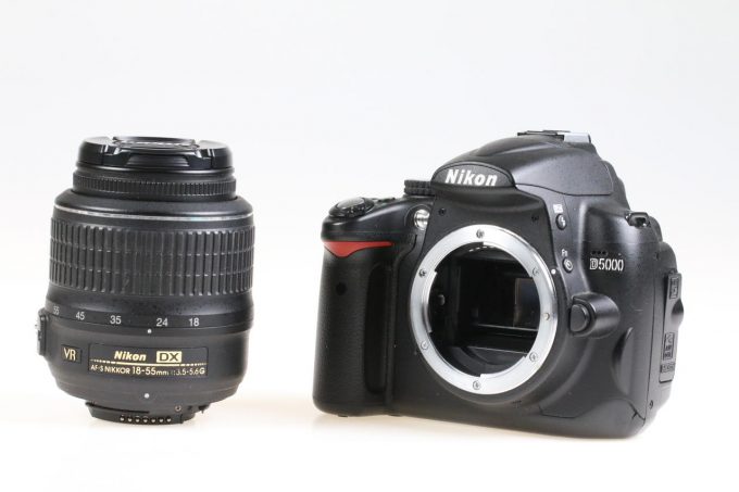 Nikon D5000 mit AF-S DX 18-55mm f/3,5-5,6 G VR - #6592062