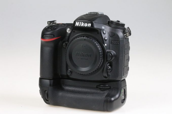 Nikon D7200 mit Zubehörpaket - #4499695