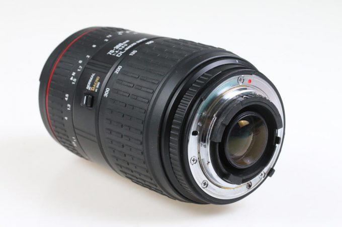 Sigma 70-300mm f/4,0-5,6 DL für Nikon F (AF FX) - #1115271 - Image 4