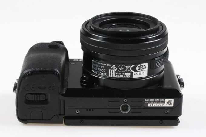 Sony Alpha 6000 mit E PZ 16-50mm f/3,5-5,6 OSS