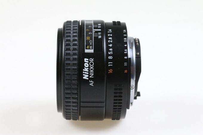 Nikon AF NIKKOR 50mm f/1,4 - #3010788