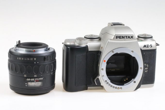 Pentax MZ-5 mit SMC F 35-80mm f/4,0-5,6 - #7252909
