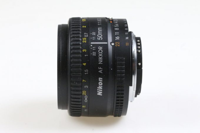 Nikon AF 50mm f/1,8 D - #2029221