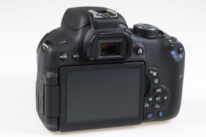 Canon EOS 750D mit EF-S 18-55mm f/3,5-5,6 II - #123032009448