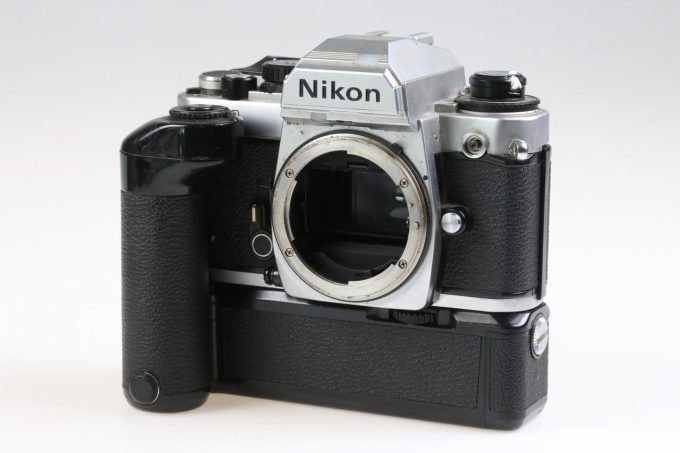 Nikon FA Gehäuse mit MD-12 - #5081658