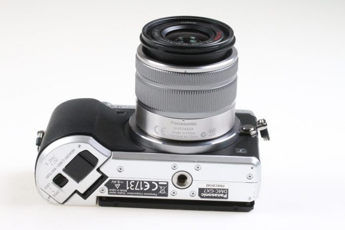 Panasonic DMC-GX7 mit 14-42mm f/3,5-5,6 G Vario - #FS5EC301502
