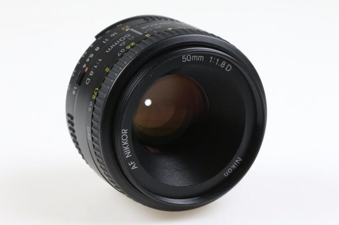 Nikon AF 50mm f/1,8 D - #3358145