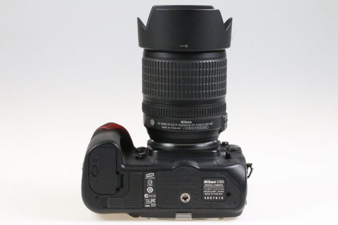 Nikon D300 mit AF-S 18-105mm f/3,5-5,6 VR - #4097816