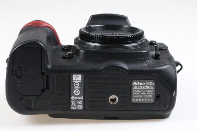 Nikon D300 Gehäuse - #6006090