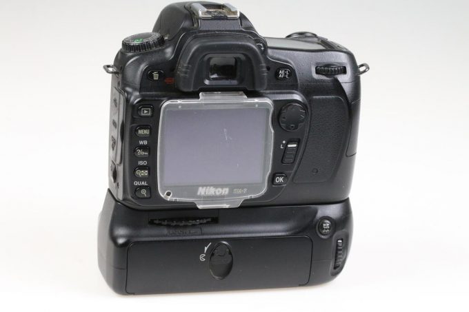 Nikon D80 mit Zubehörpaket - #4283687